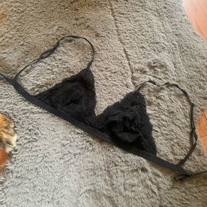 Aritzia bralette